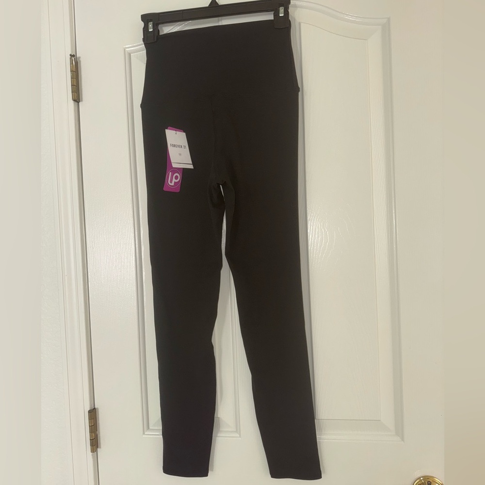2 for 1 Women’s Black Leggings